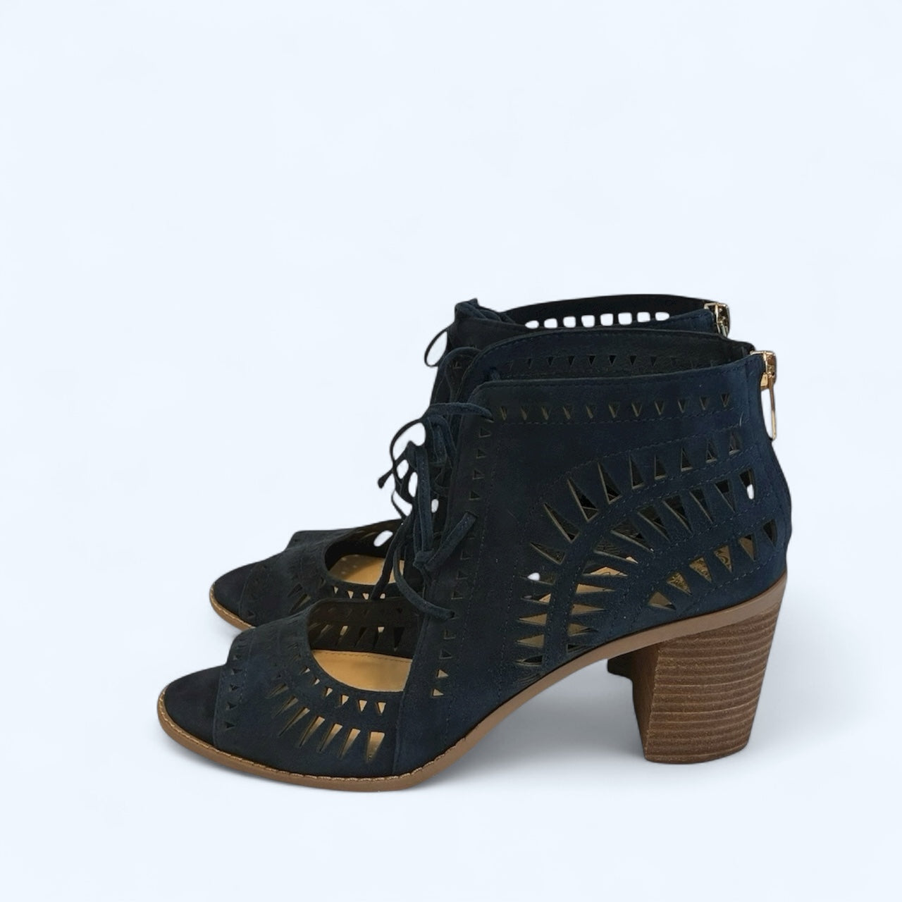 Vince Camuto – Size 8.5 Vince Camuto – Size 8.5
