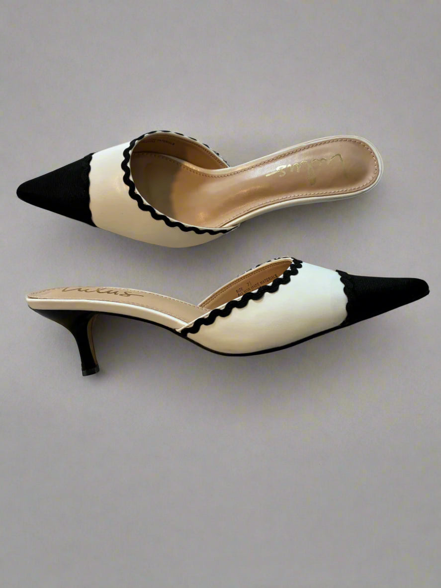 Lulu Slip On - Size 7.5 Lulu Slip On - Size 7.5