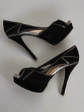 Jessica Simpson - Size 6.5