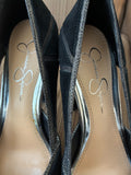 Jessica Simpson - Size 6.5