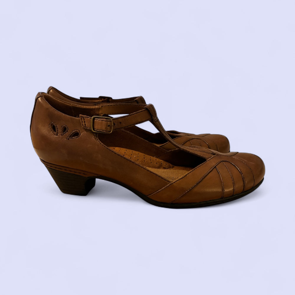 Rockport MaryJane - Size 9 Rockport MaryJane - Size 9