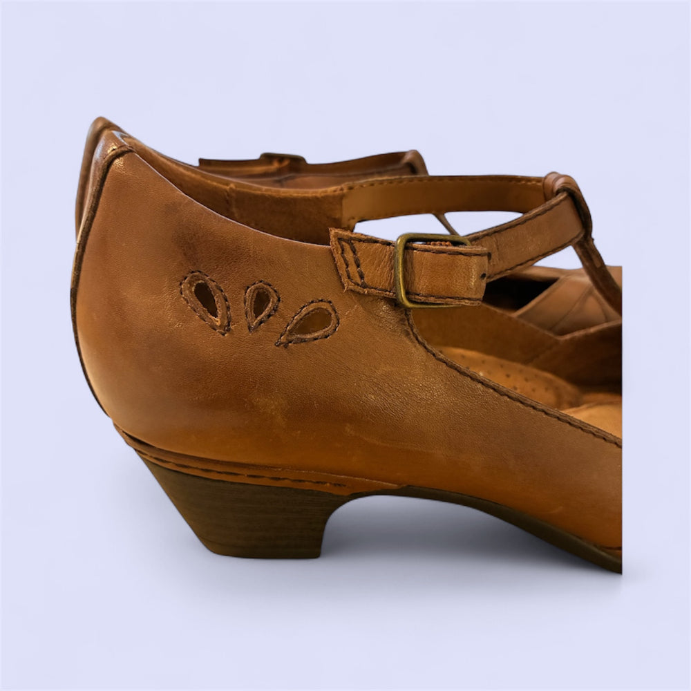 Rockport MaryJane - Size 9 Rockport MaryJane - Size 9