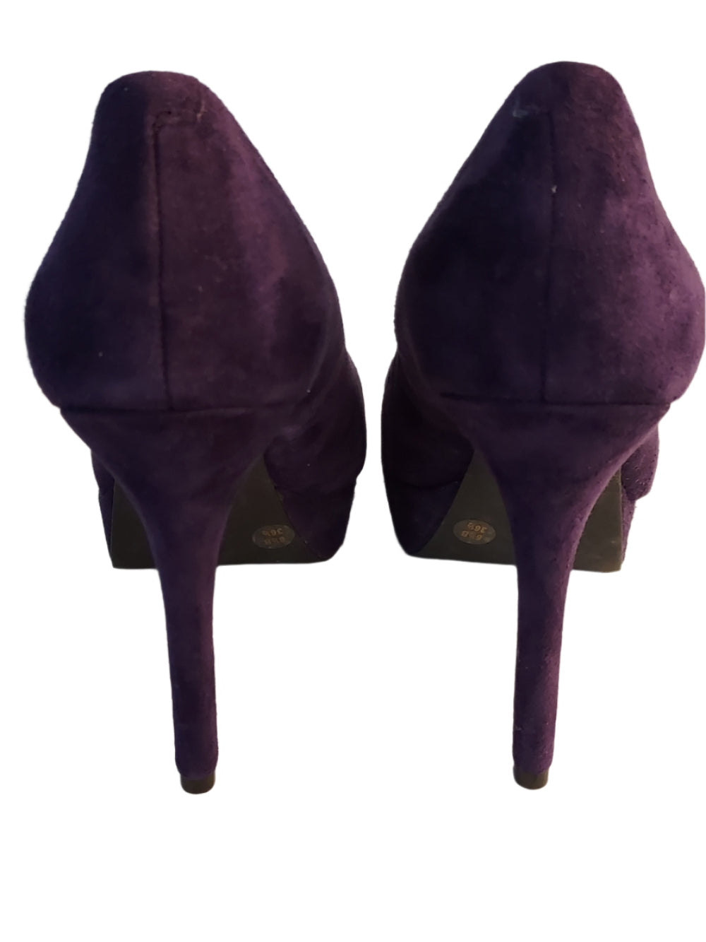 Jessica Simpson - Size 6.5