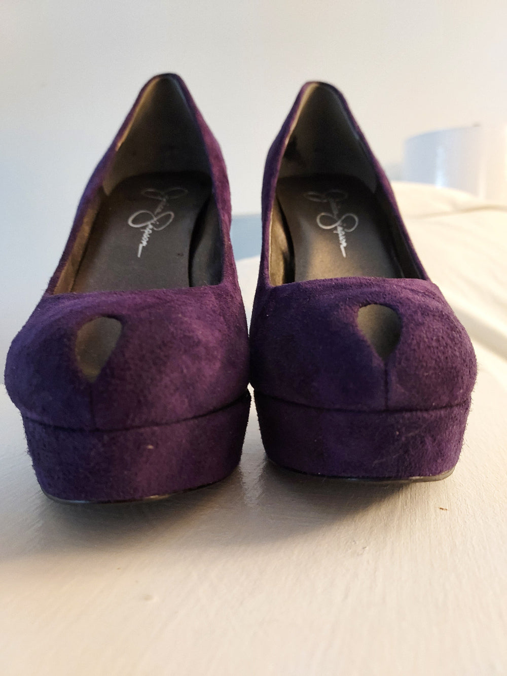 Jessica Simpson - Size 6.5