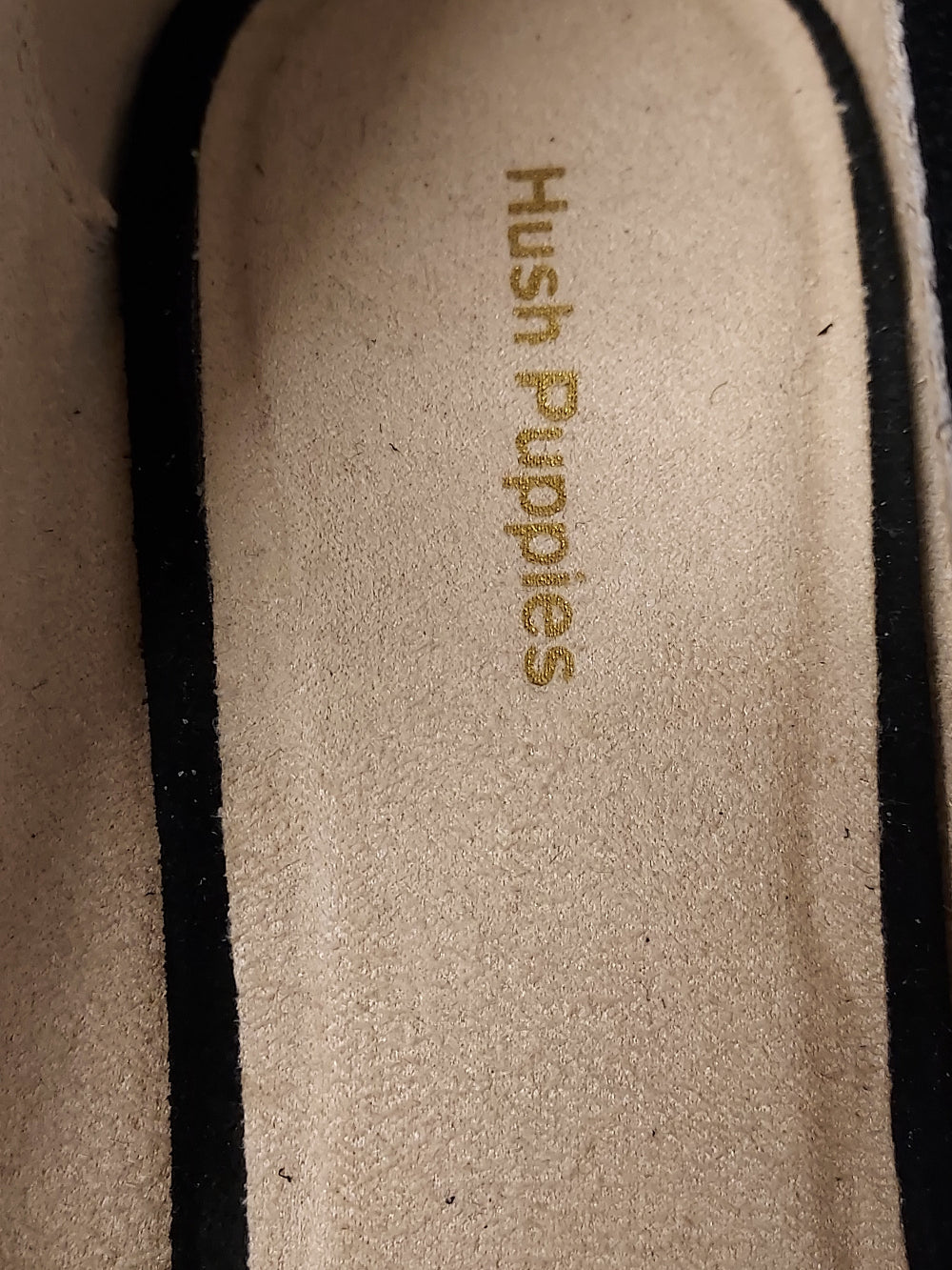 Hush Puppies - Size 9.5