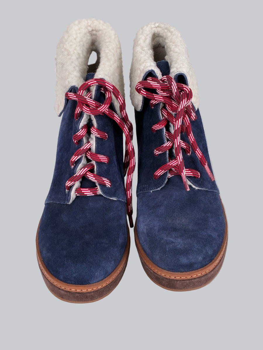 Caslon - Size 9