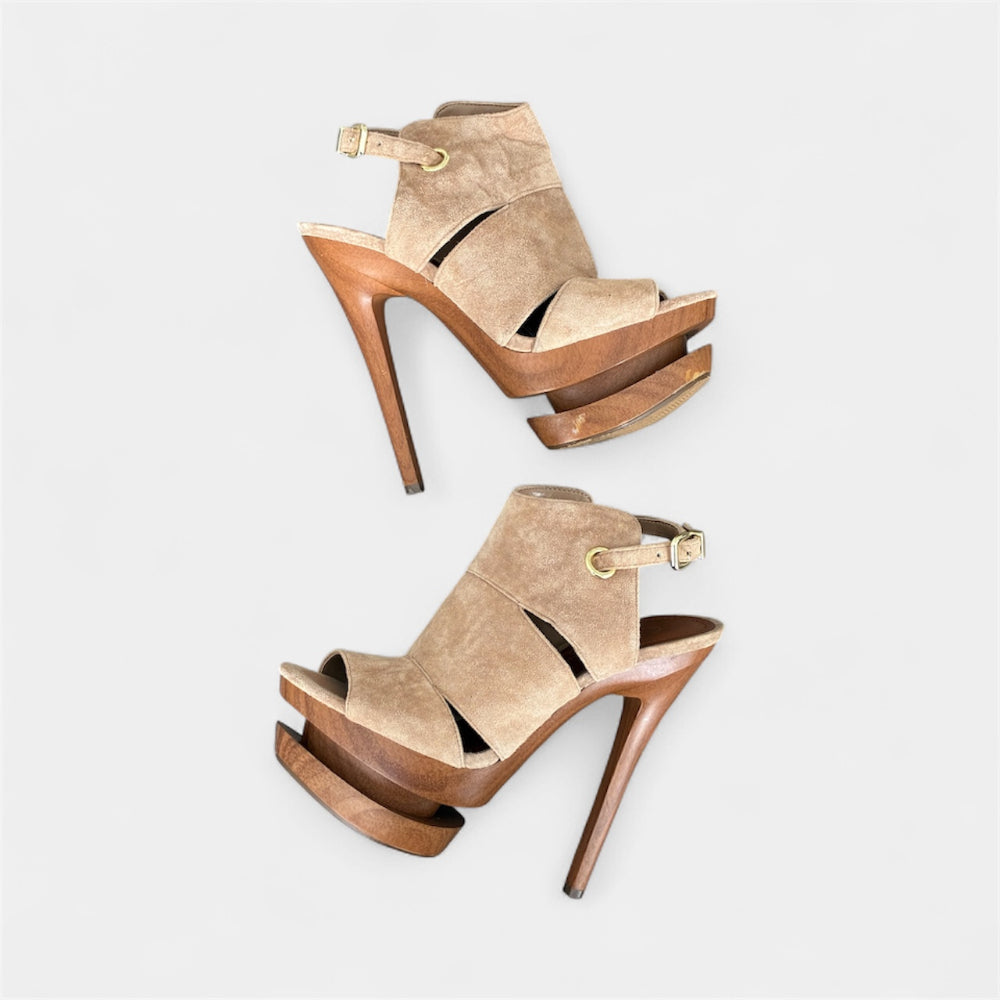 Jessica Simpson Stiletto - Size 7.5