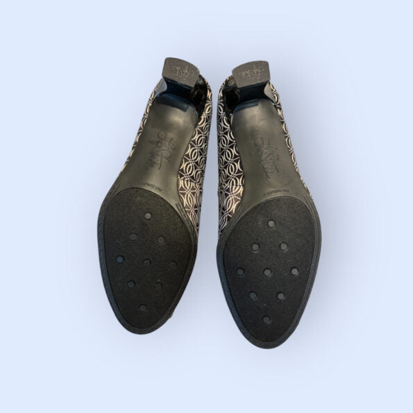 Life Stride Ladies Shoes - Size 7
