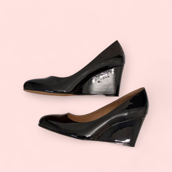 Wayderns Ladies Patent Shoes - Size 13